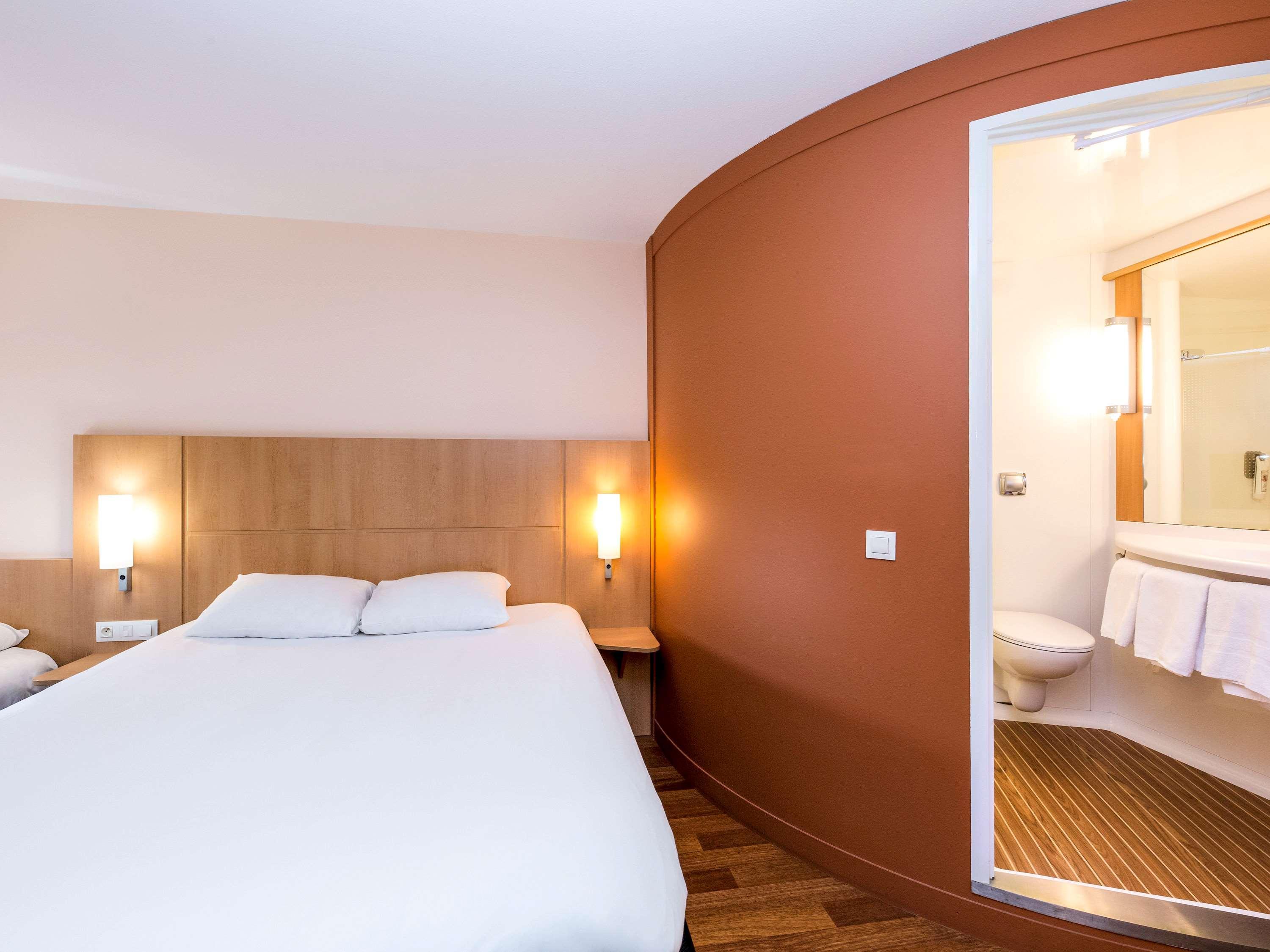 Ibis Sisteron Hotel ภายนอก รูปภาพ