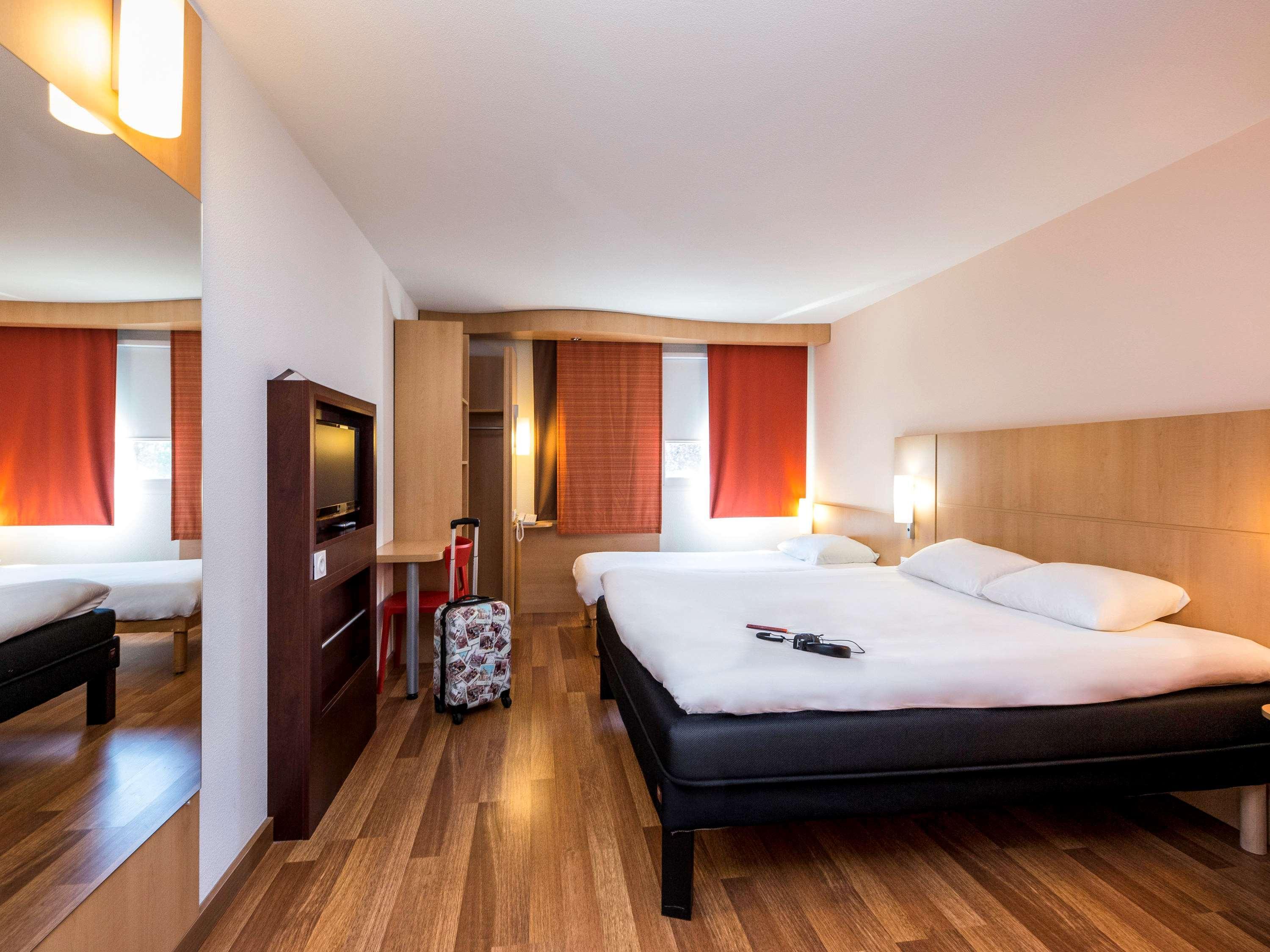 Ibis Sisteron Hotel ภายนอก รูปภาพ