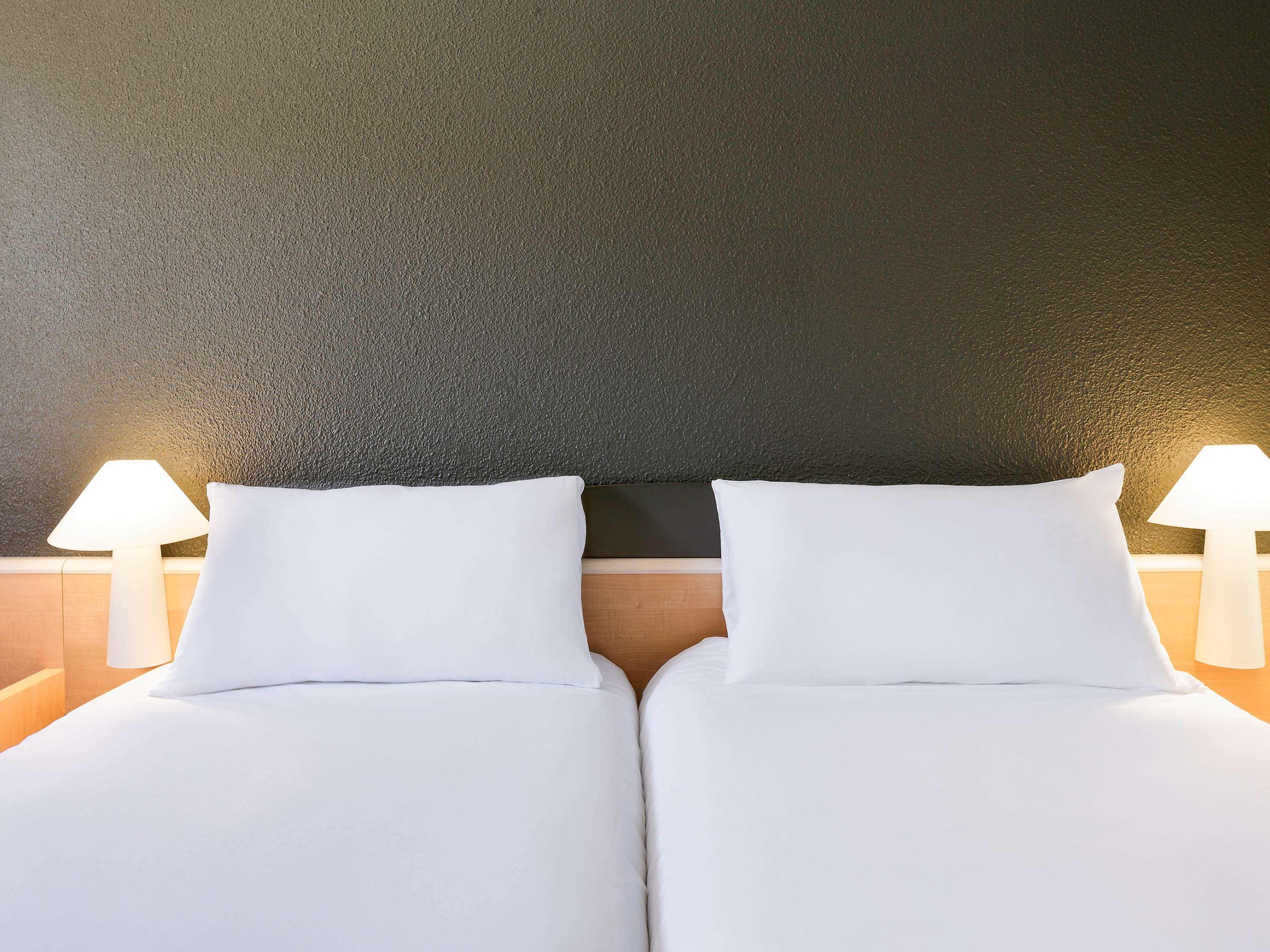 Ibis Sisteron Hotel ภายนอก รูปภาพ