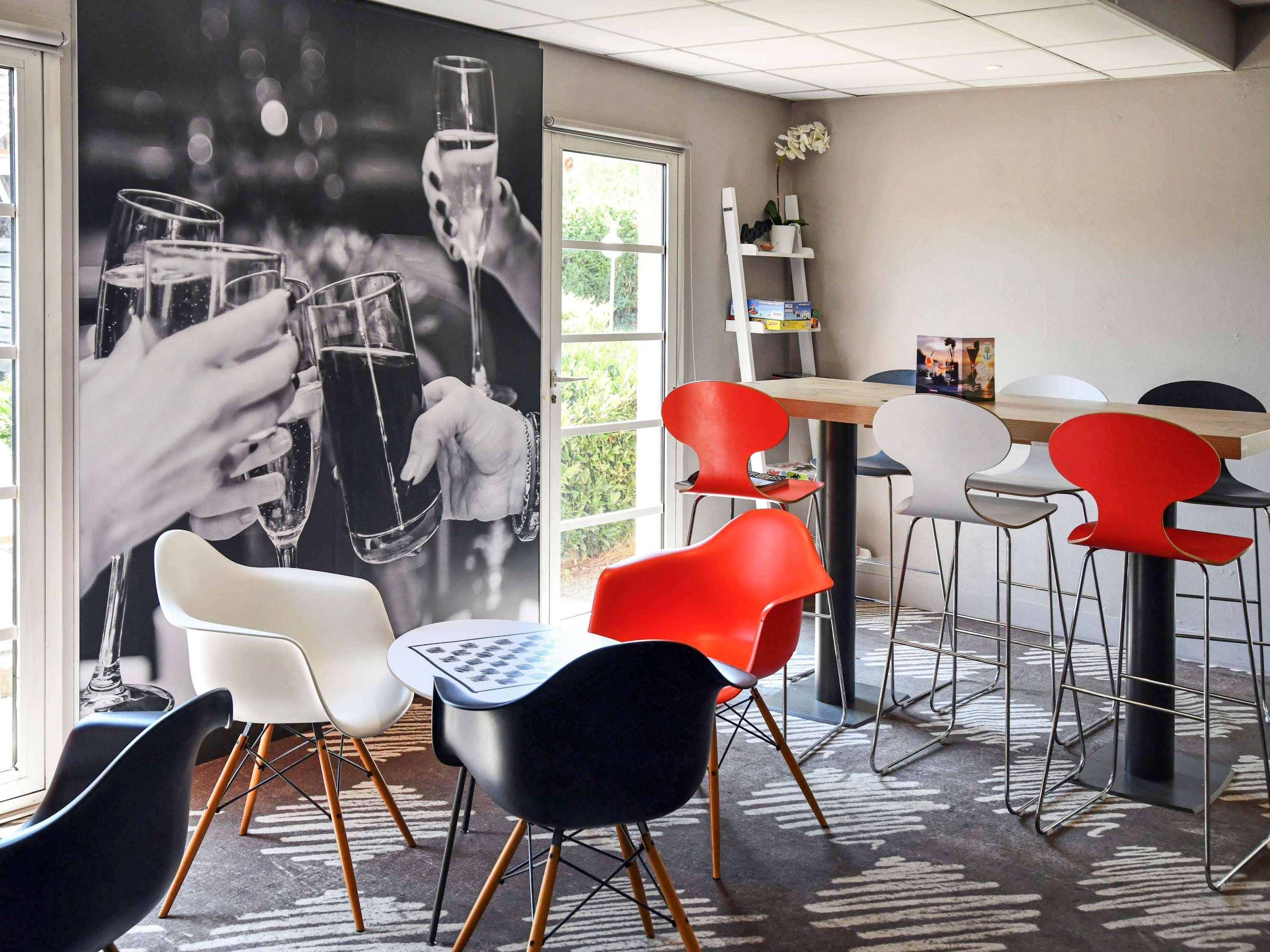 Ibis Sisteron Hotel ภายนอก รูปภาพ