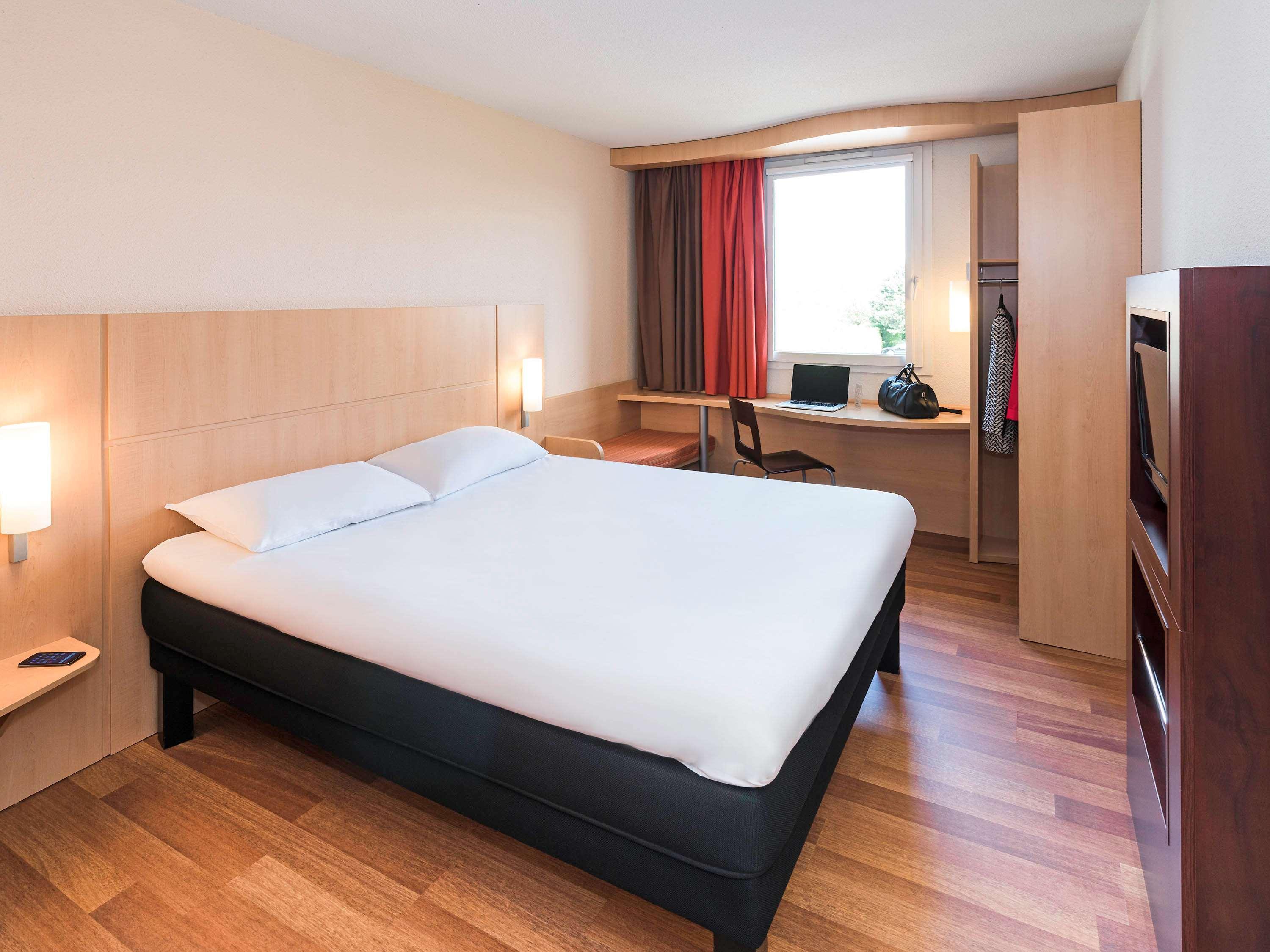 Ibis Sisteron Hotel ภายนอก รูปภาพ