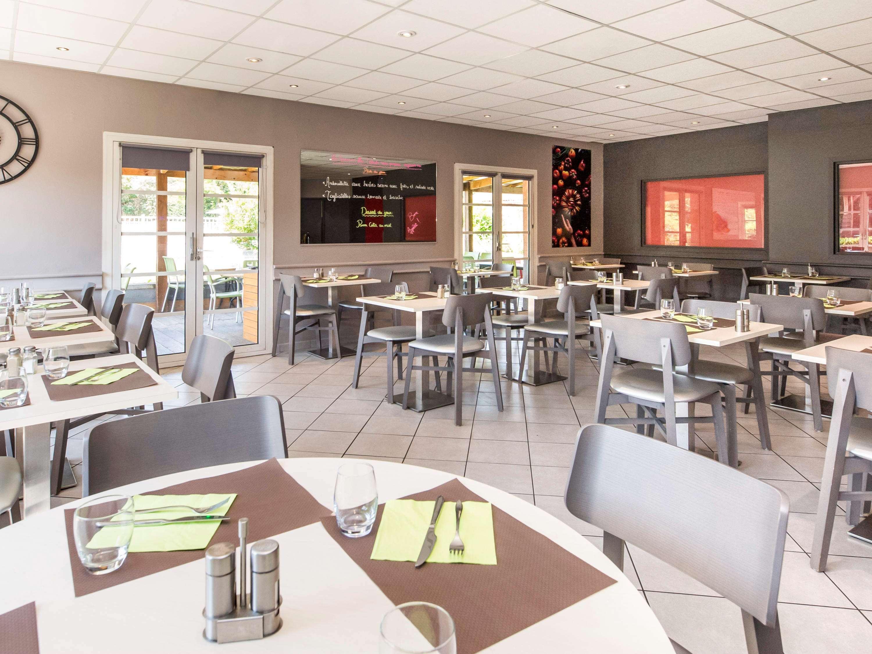 Ibis Sisteron Hotel ภายนอก รูปภาพ