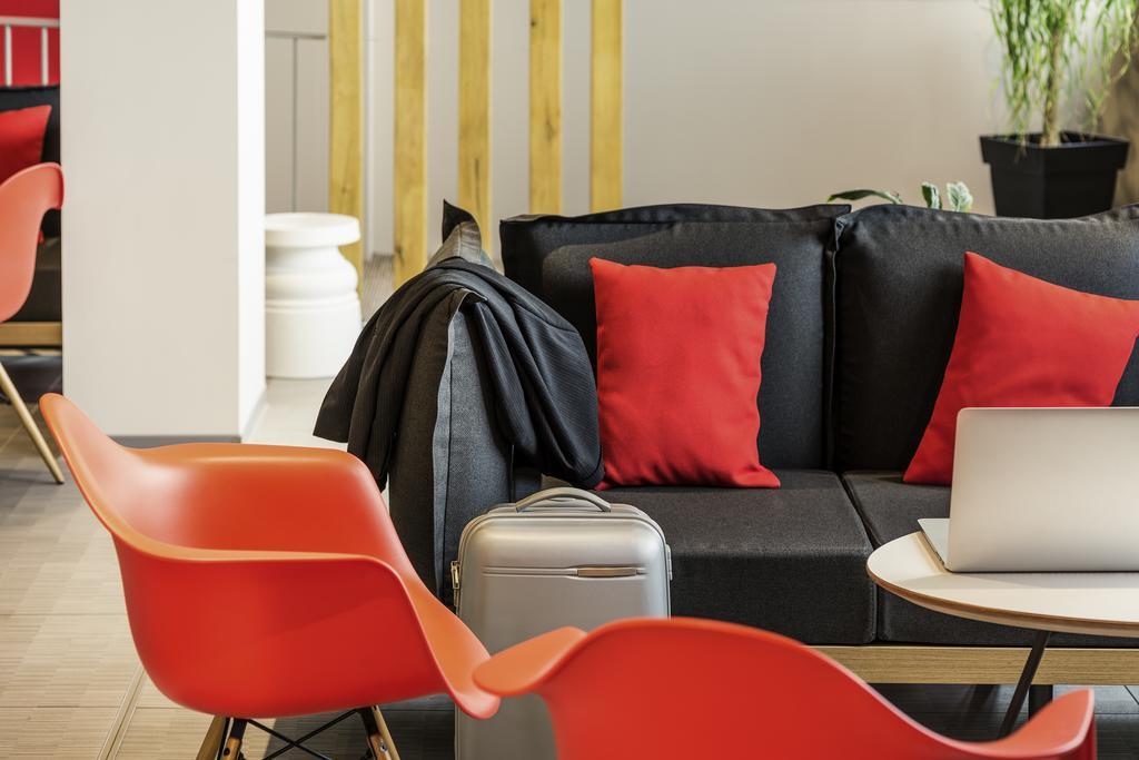 Ibis Sisteron Hotel ภายนอก รูปภาพ